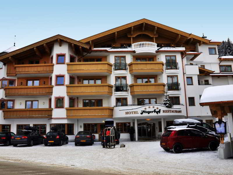 Hotel Jaegerhof 겔로스 외부 사진